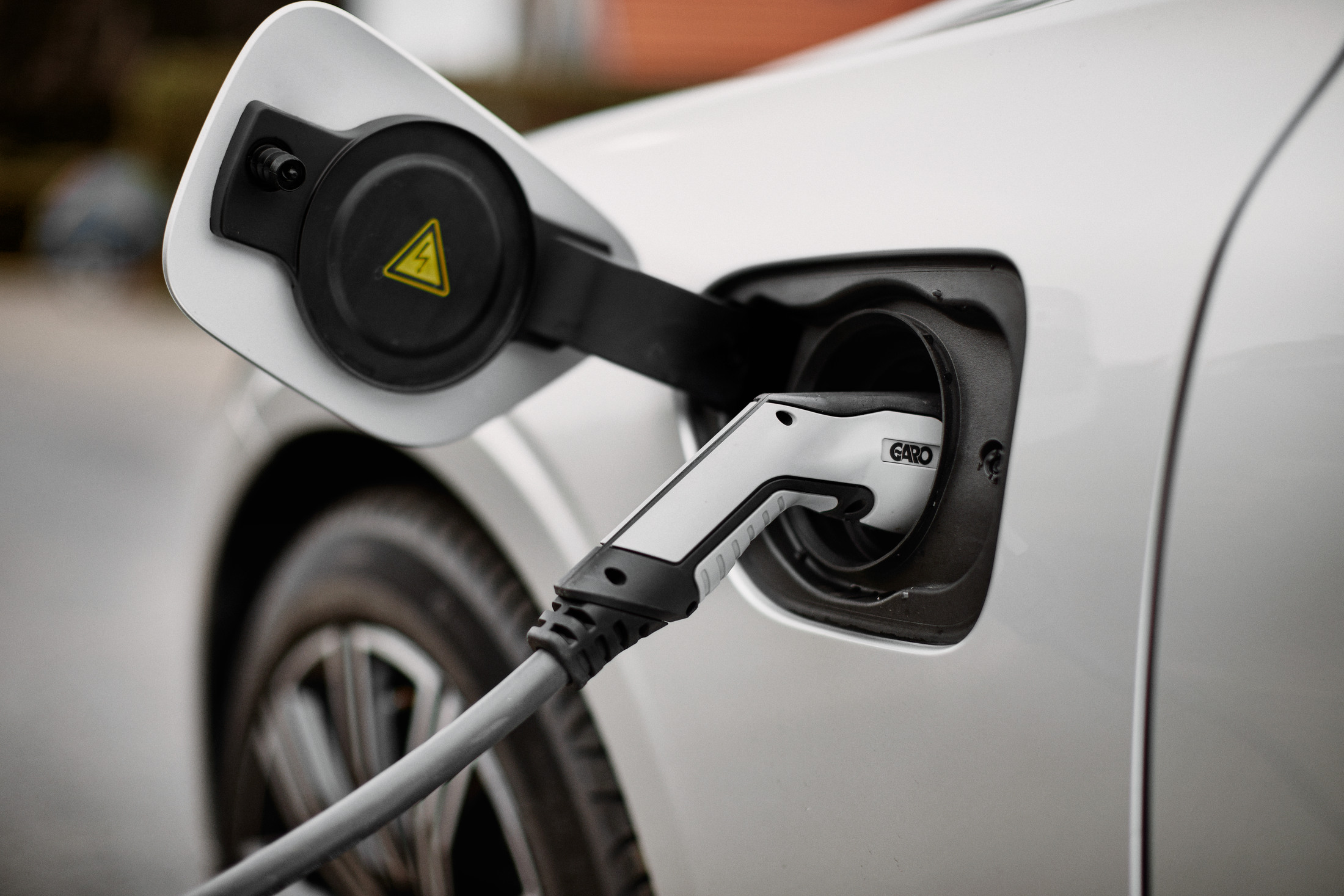 New requirements for electric car chargers in the UK - GARO